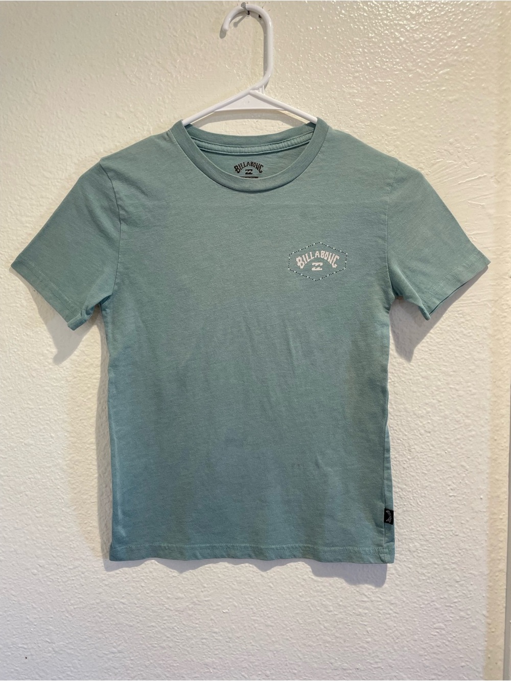 ✨ Billabong Sage Green Exit Arch Graphic Tee Size Small Surf Girl Aesthetic 🌴